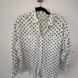 Vintage women’s izod White Shirt with Green Geometric Design